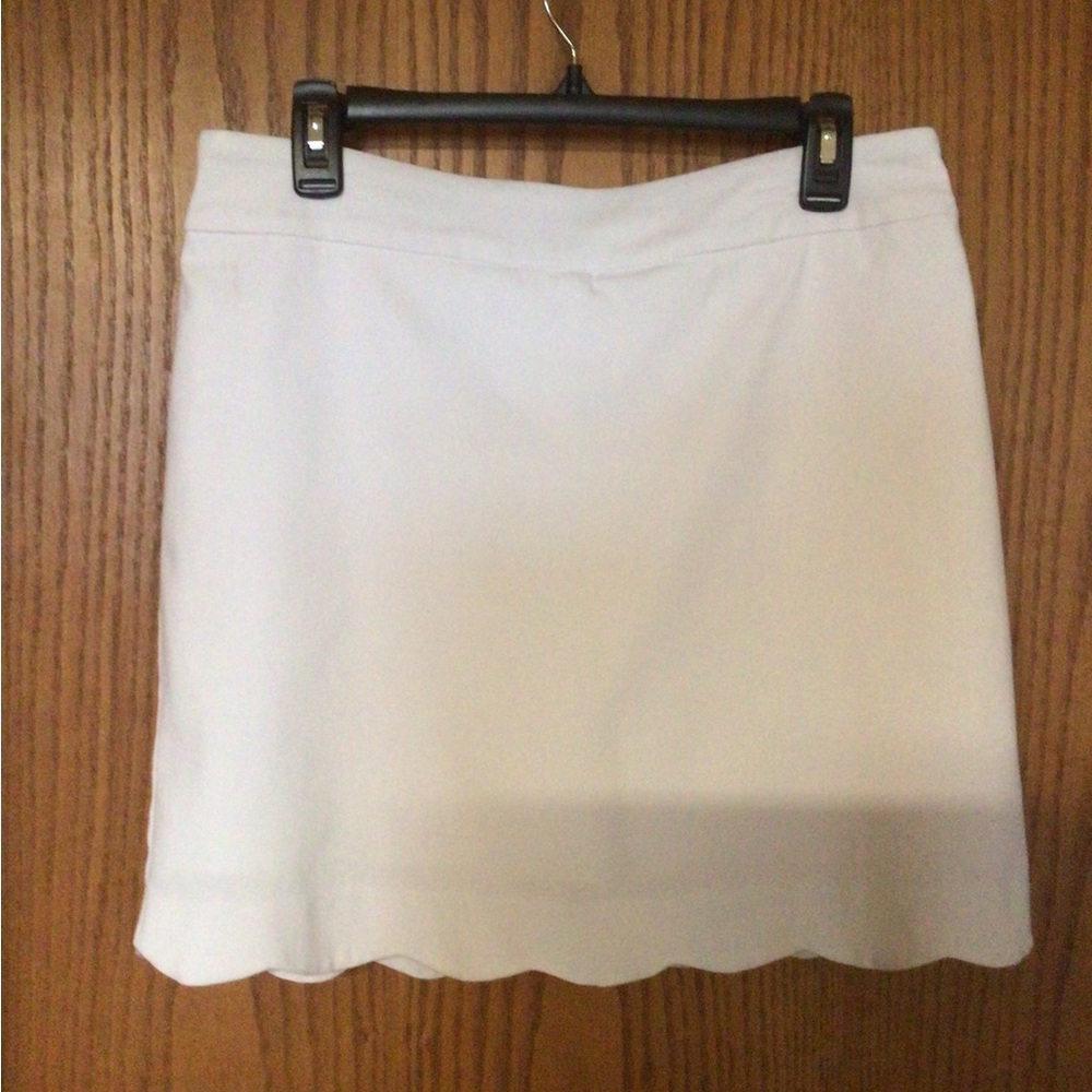 Coral Bay White Women's Scallop Hem Skort